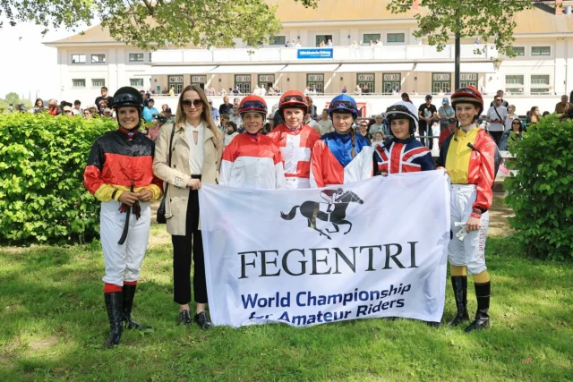 The second race of the season for the FEGENTRI Lady Riders took place in Halle, Germany 🇩🇪 
Lize Dieteren 🇧🇪 opens her FEGENTRI wins count on ZNOOP DIGGER 🏆👏
The lady riders also got to spend time together, visiting the old town of Halle and having dinner by the Saale river after the race 🚤

Many thanks to the German Amateur Club and the racetrack of Halle for another memorable journey 🌟
@amateurrennsport 
@rennbahn.halle.saale 

📸 Galoppfoto.de 
#horseracing #ladyriders #fegentri #competition #worldchampionship #jockey #equestrian #equestrianlife